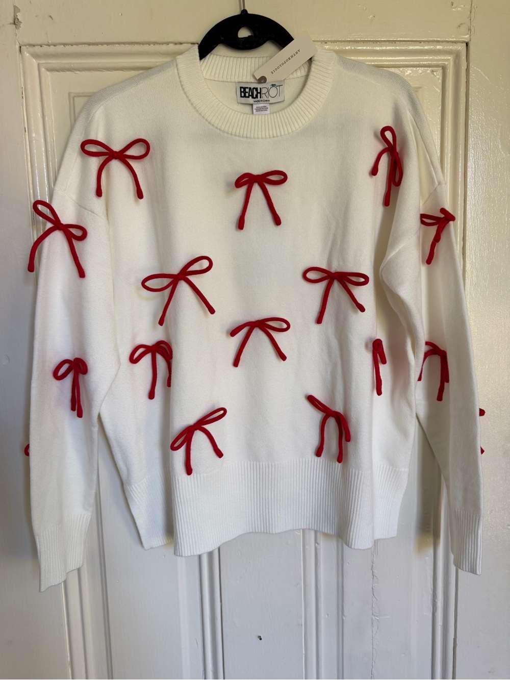White soft Sweater with Red Bow Accents - Women's Top nwt size small